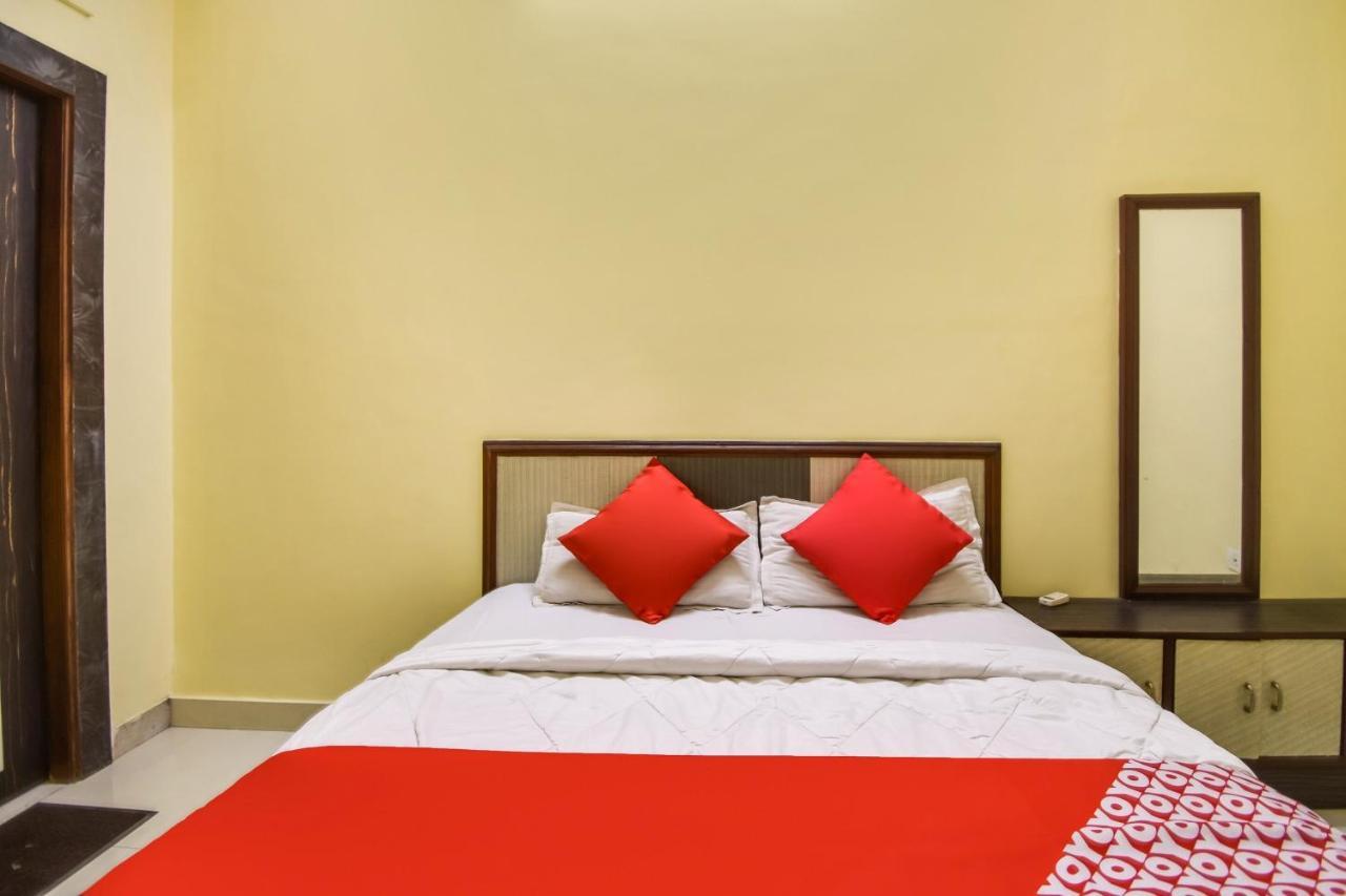 Oyo Flagship Hotel Spark Dzsaipur Kültér fotó